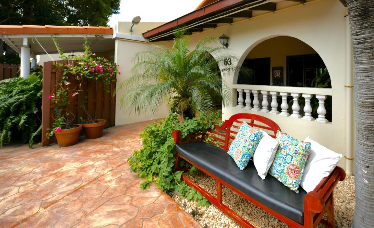 Wonders Boutique Hotel โอรันเยสตัด ภายนอก รูปภาพ
