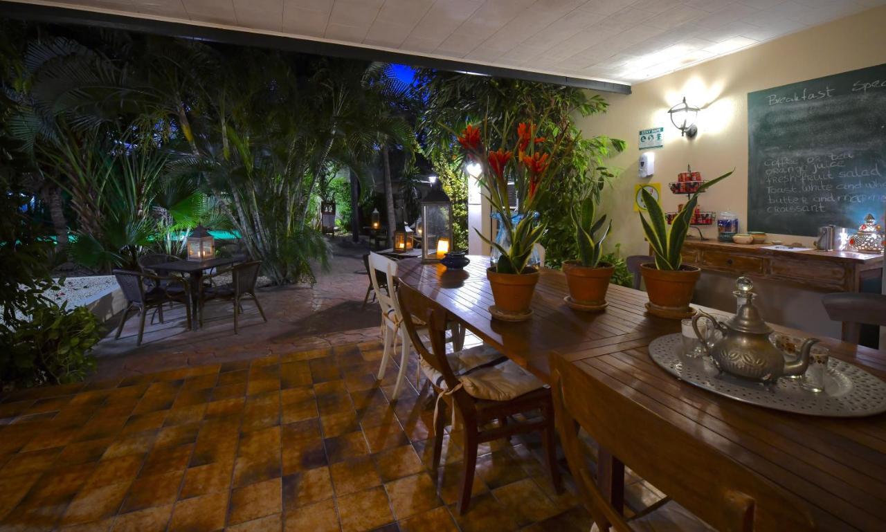 Wonders Boutique Hotel โอรันเยสตัด ภายนอก รูปภาพ