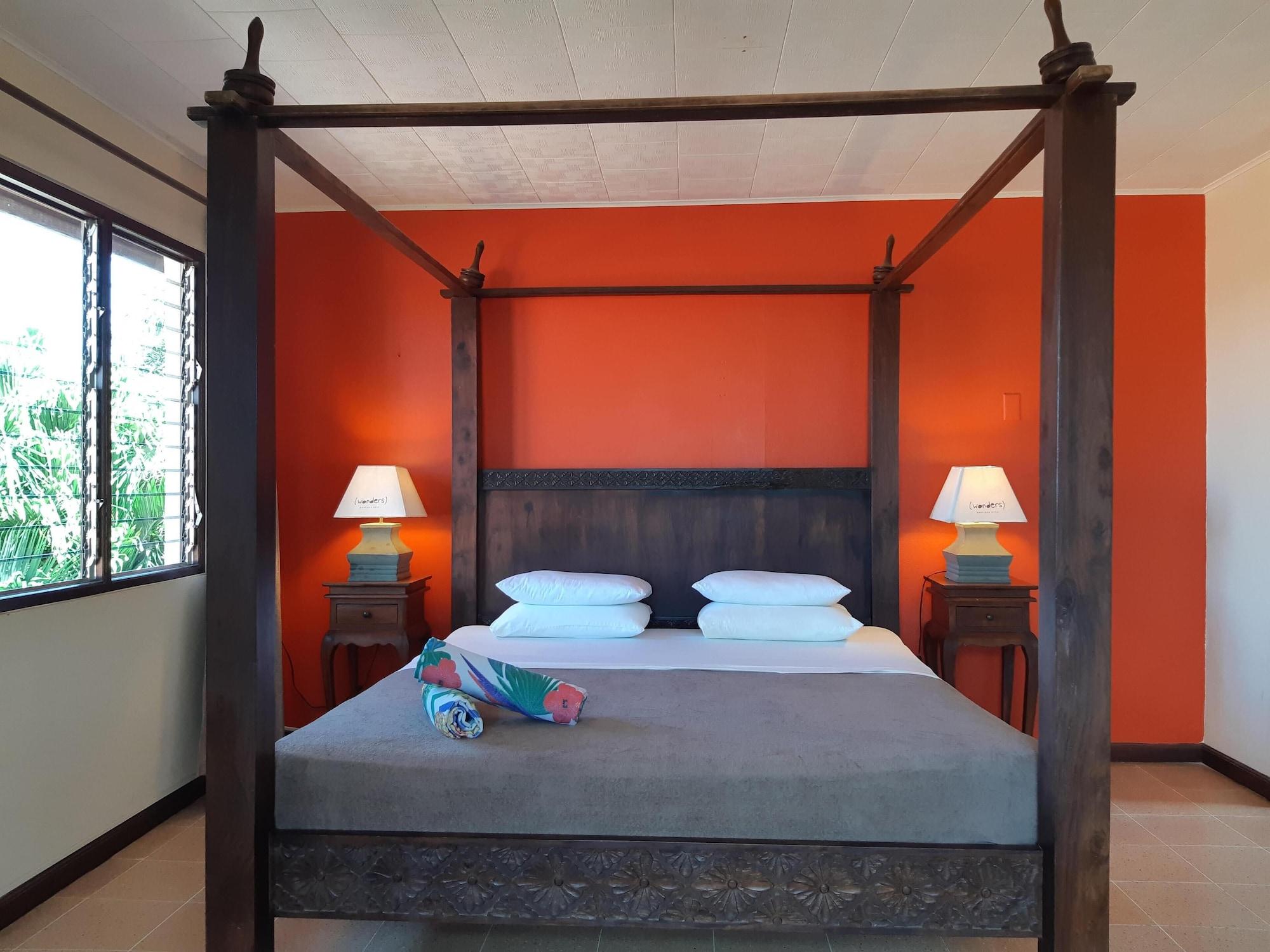 Wonders Boutique Hotel โอรันเยสตัด ภายนอก รูปภาพ