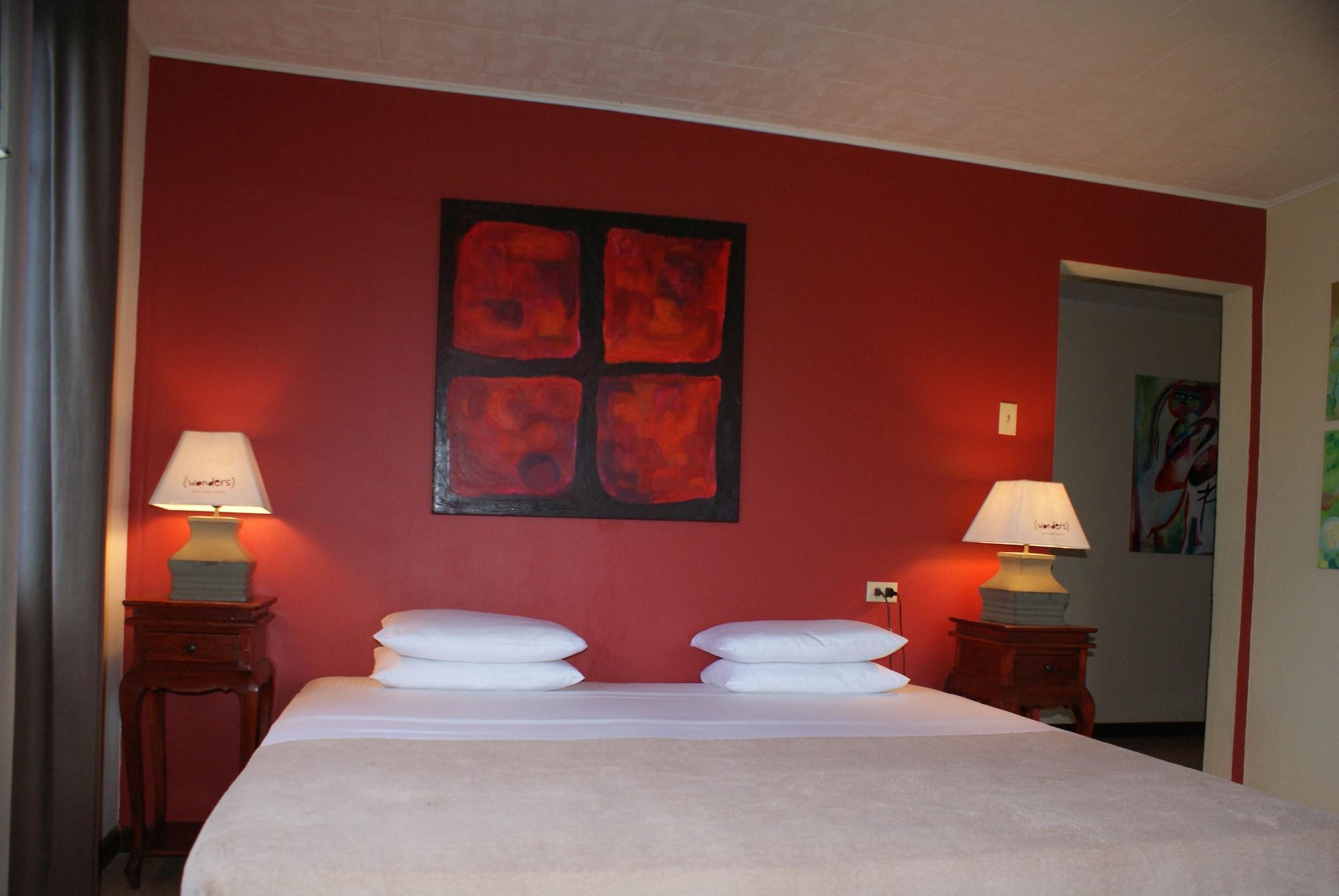 Wonders Boutique Hotel โอรันเยสตัด ภายนอก รูปภาพ