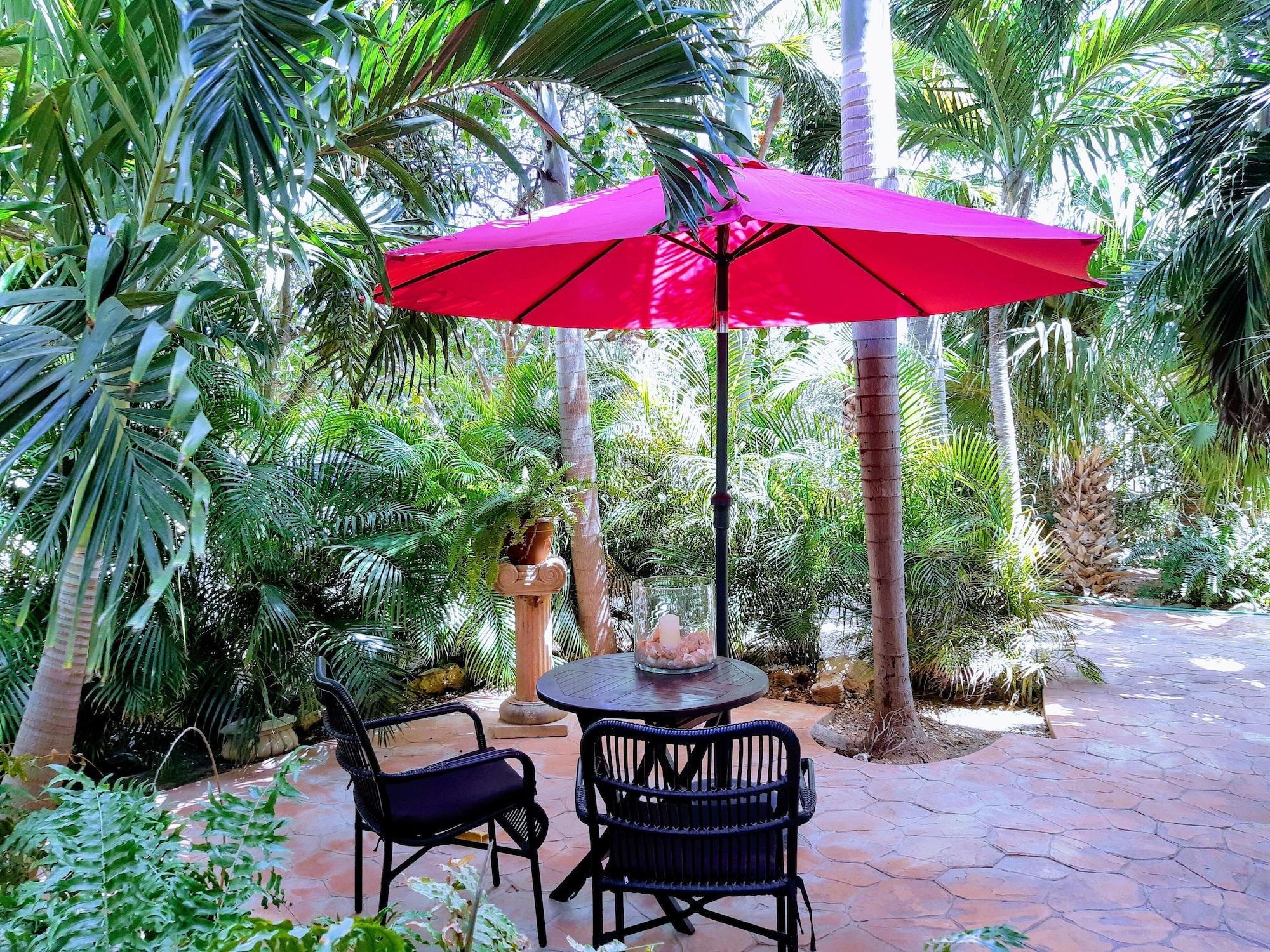 Wonders Boutique Hotel โอรันเยสตัด ภายนอก รูปภาพ
