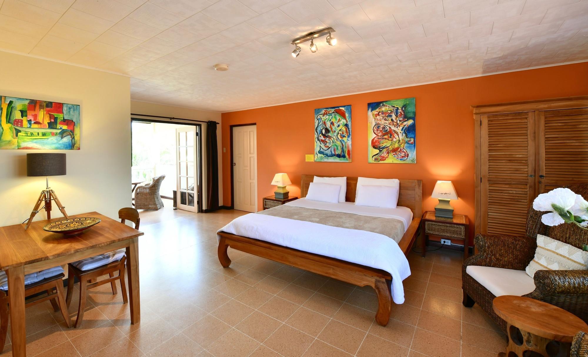 Wonders Boutique Hotel โอรันเยสตัด ภายนอก รูปภาพ