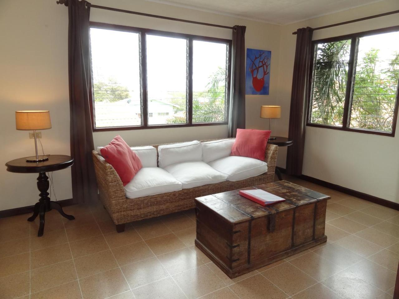 Wonders Boutique Hotel โอรันเยสตัด ภายนอก รูปภาพ